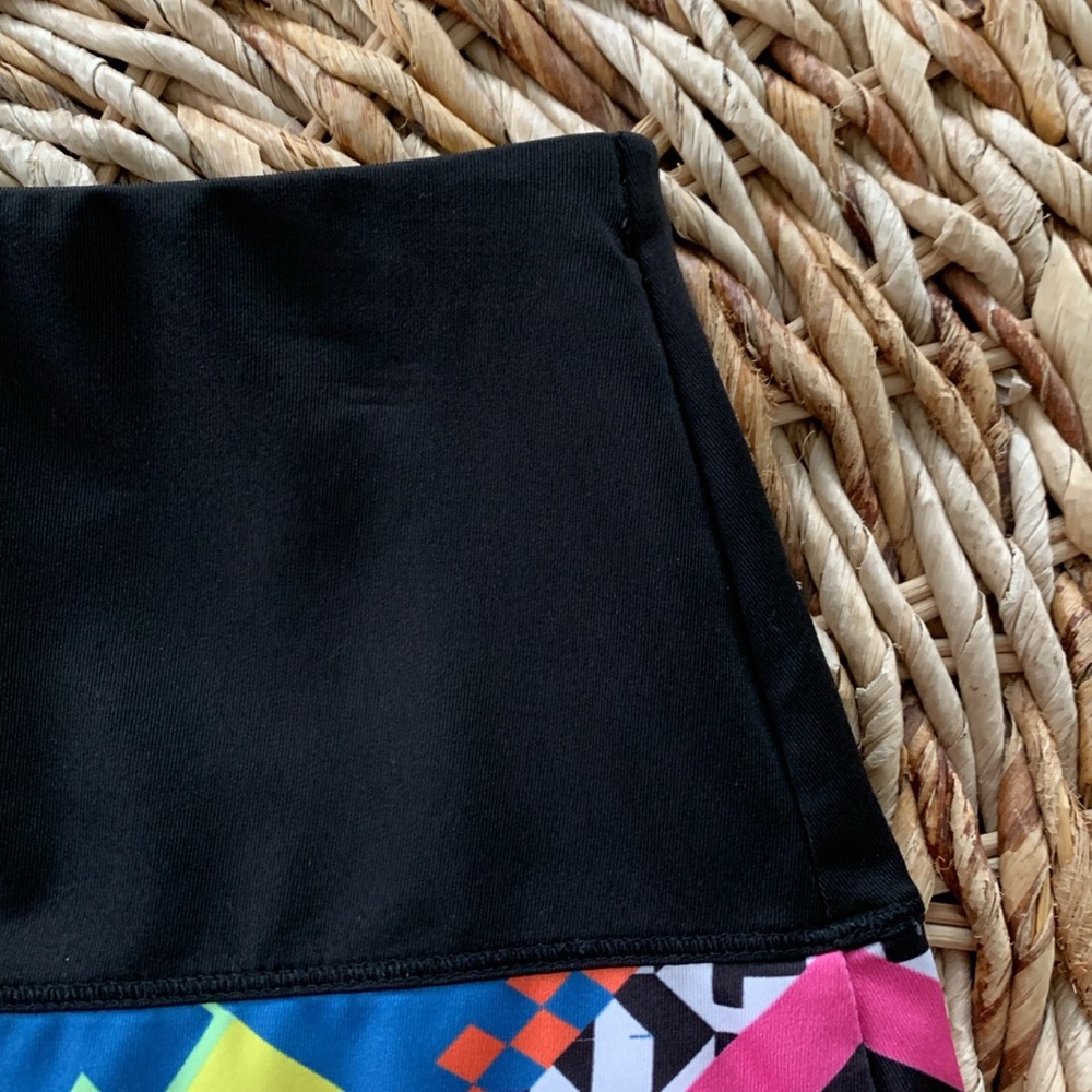 Lucky in Love Neo Geo Tiered Skort - Picture 6 of 12